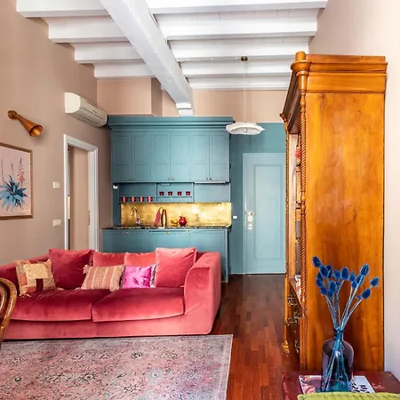 Atelier De Charme In Brera-duomo Apartment *