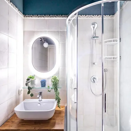 Atelier De Charme In Brera-duomo Apartment Milan