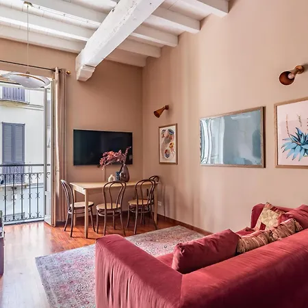 Atelier De Charme In Brera-duomo Apartment